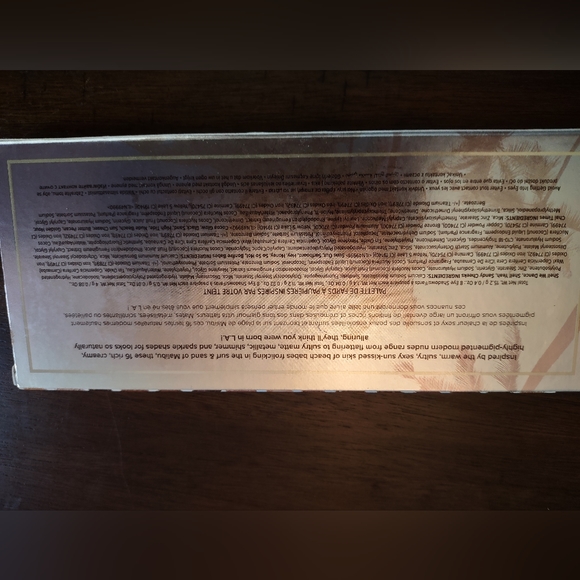 NWT Too Faced Born This Way Eyeshadow Palette - Picture 3 of 3